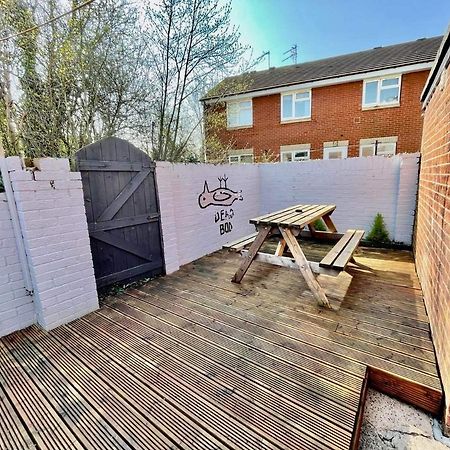 Spacious 3 Bedroom Retreat For Professionals Kingston upon Hull Esterno foto